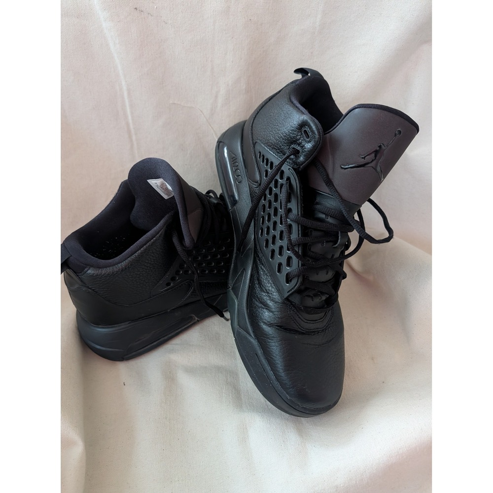 Jordan Trunner Flow Black Leather Sneakers Mid Top CD6107-010 Mens 14